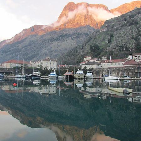 Apartments Popovic Kotor Exteriör bild
