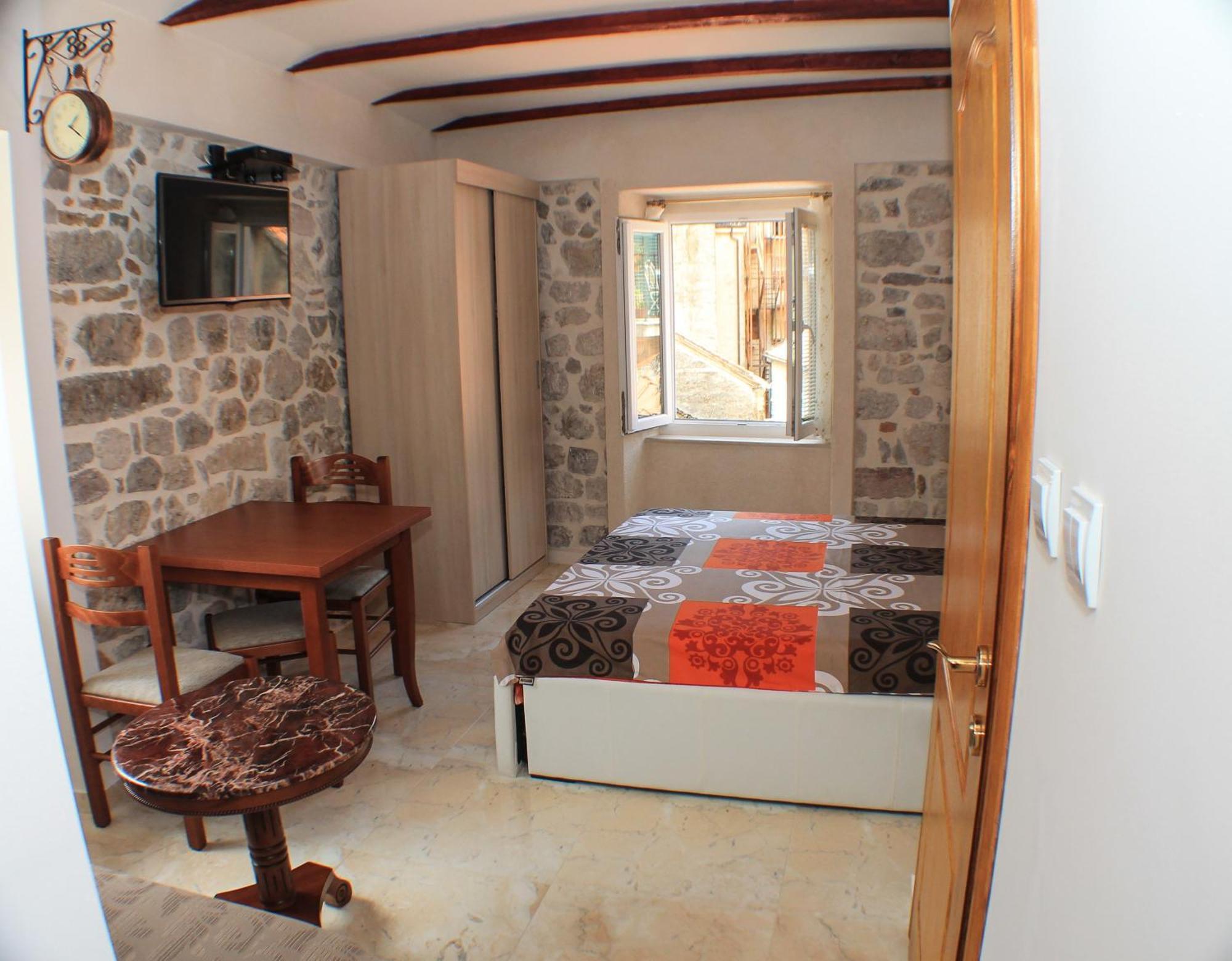 Apartments Popovic Kotor Rum bild