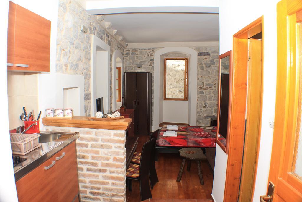 Apartments Popovic Kotor Rum bild