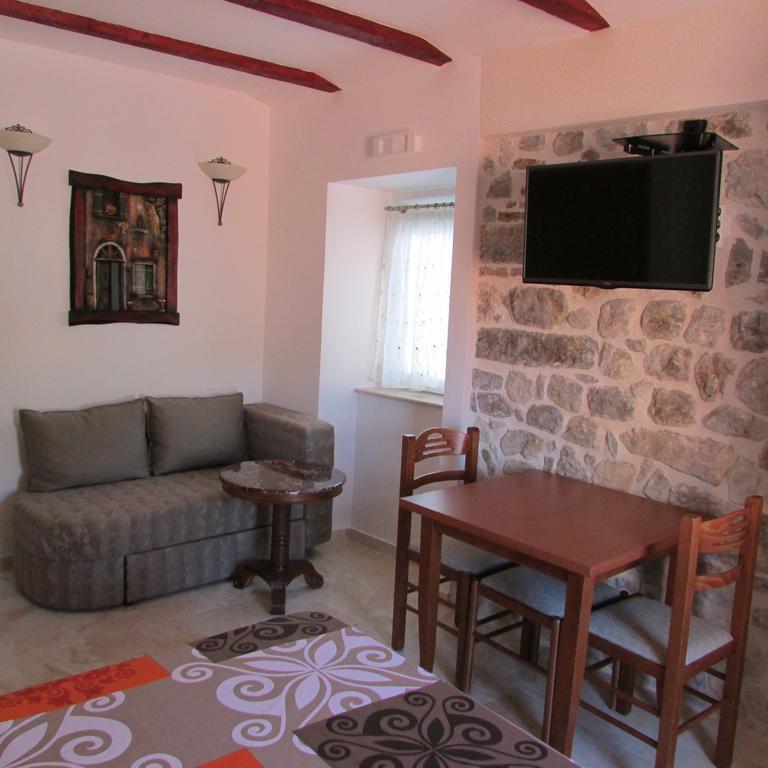 Apartments Popovic Kotor Rum bild