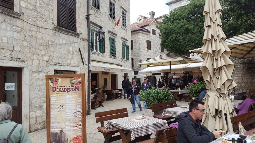 Apartments Popovic Kotor Exteriör bild