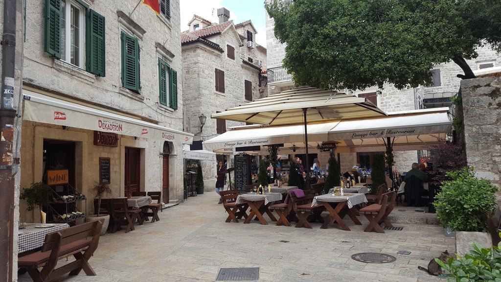 Apartments Popovic Kotor Exteriör bild