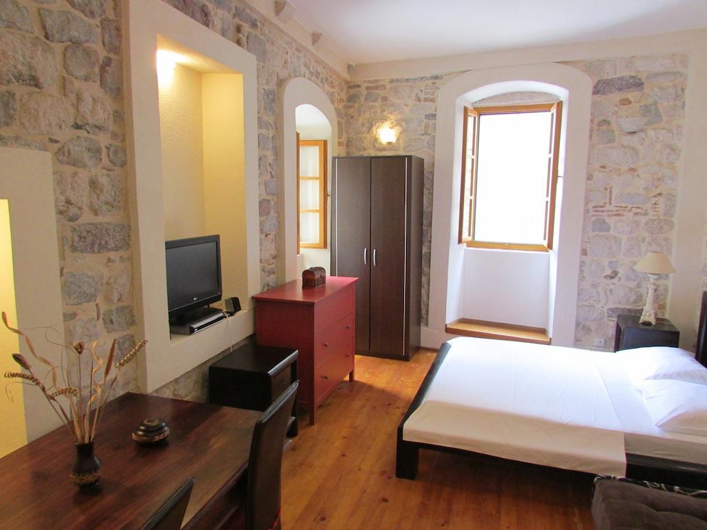 Apartments Popovic Kotor Rum bild